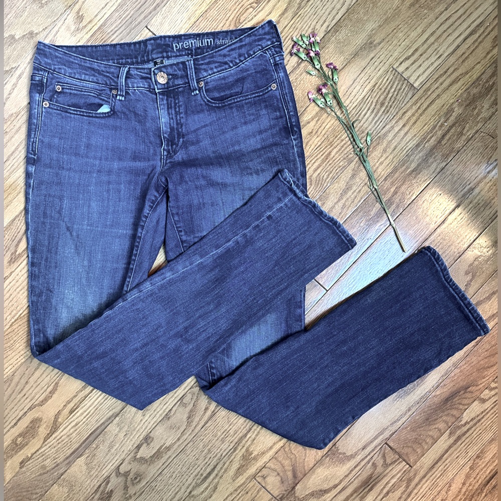 GAP Blue Jeans Premium Straight Size 6 28r